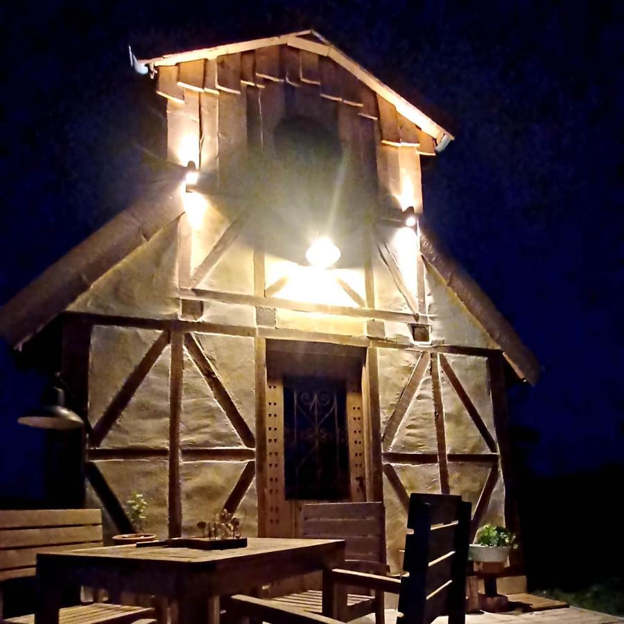 La Cabane Du Coing Visé Exteriör bild