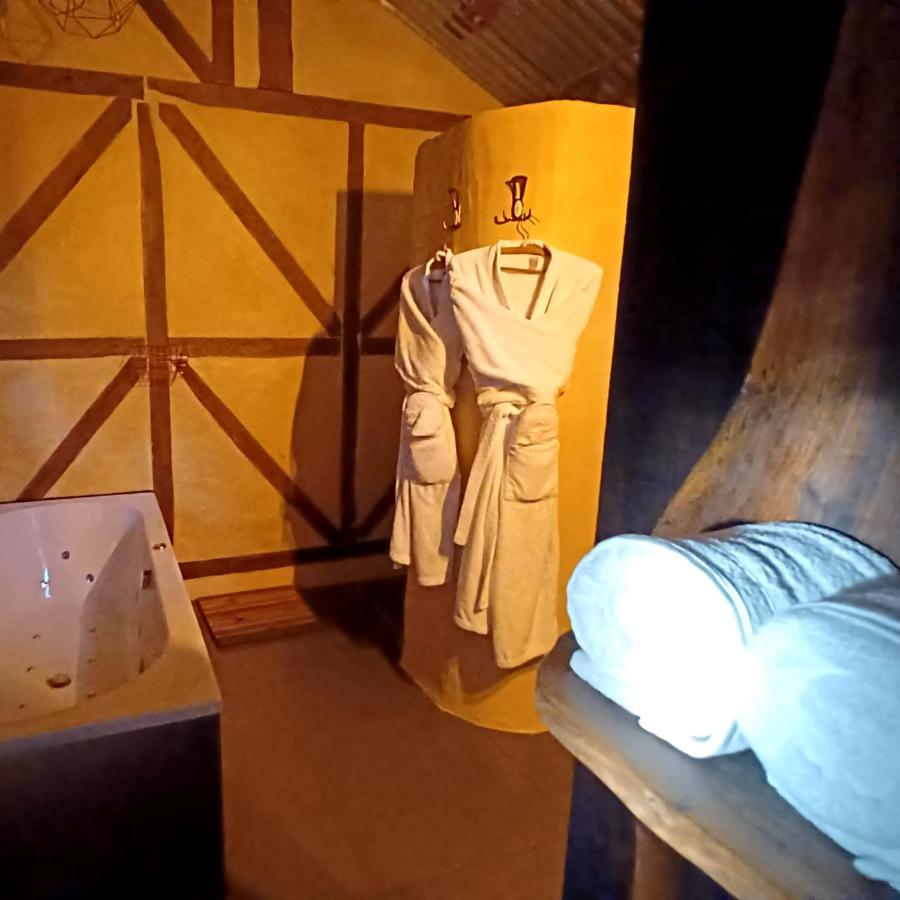 La Cabane Du Coing Visé Exteriör bild